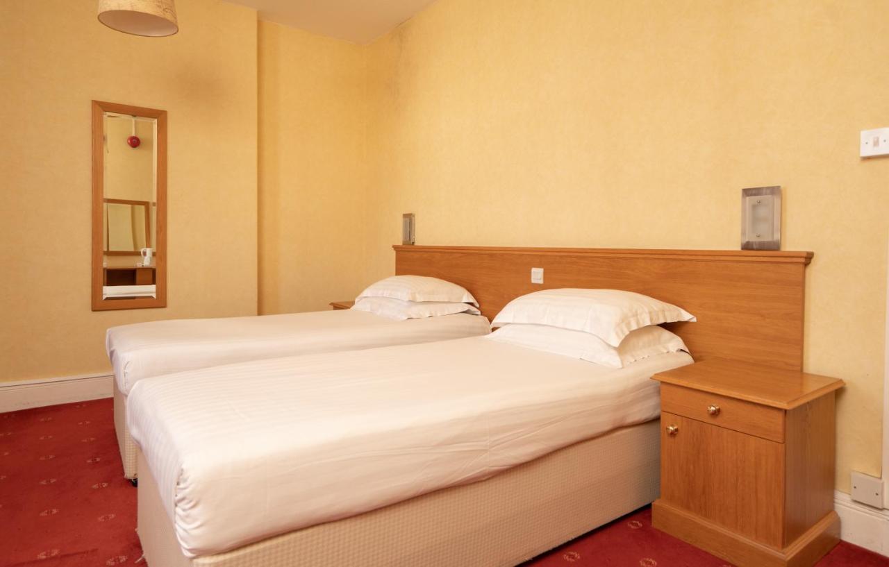 Lauriston Hotel Уестън сюпър Меър Екстериор снимка