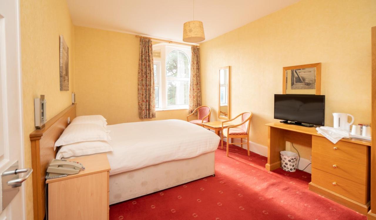 Lauriston Hotel Уестън сюпър Меър Екстериор снимка